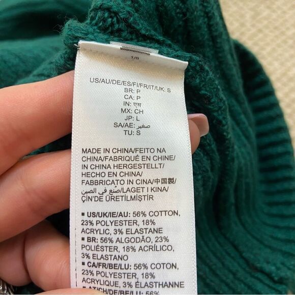 Brand new with Tags Amazon Essentials Soft Touch Cable Knit Sweater Green Small - Picture 10 of 12
